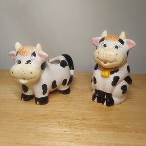 Vintage Houston Harvest Ceramic Cow Sugar and Creamer Set